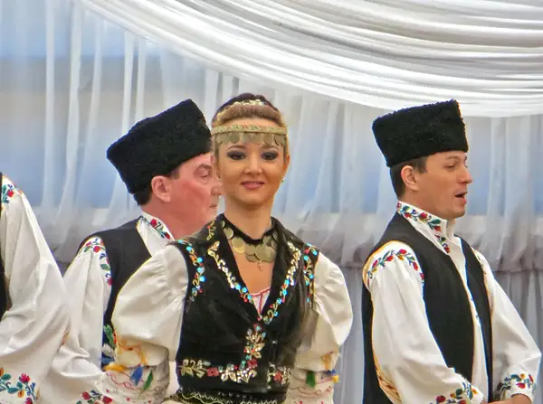 Romanian folk dancers at Restaurant Pescarus by...
