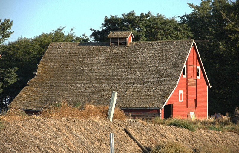 A big old red barn
