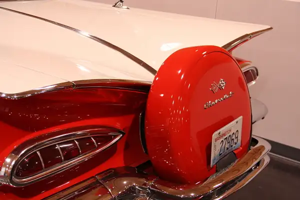 1959 Chevrolet Impala-Distinctive tailfins and teardrop...