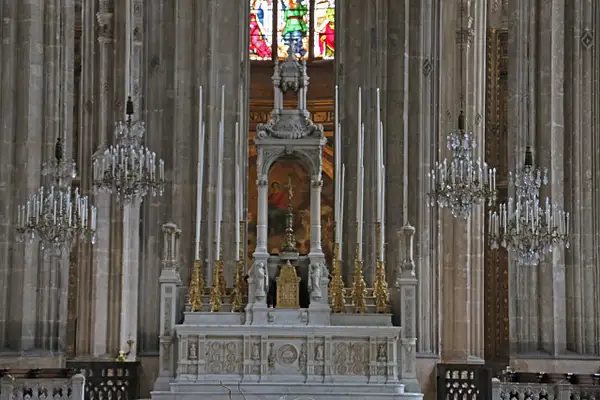 Church of St Eustace-The Altar