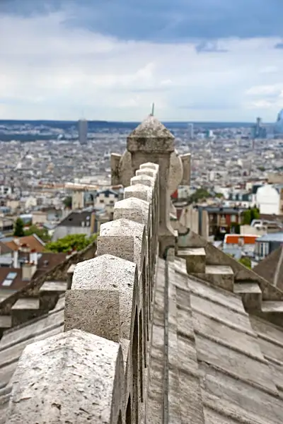 Climbing the tower of Sacré-Cœur Basilica