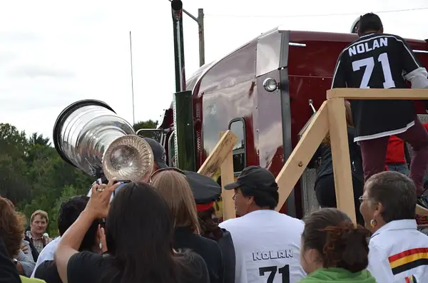 Stanley Cup Parade by OnwaaOnwaa