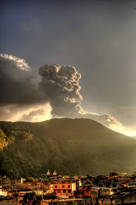 Eruption of th volcano Tungurahua Feb 1 2014 Banos Ecuador