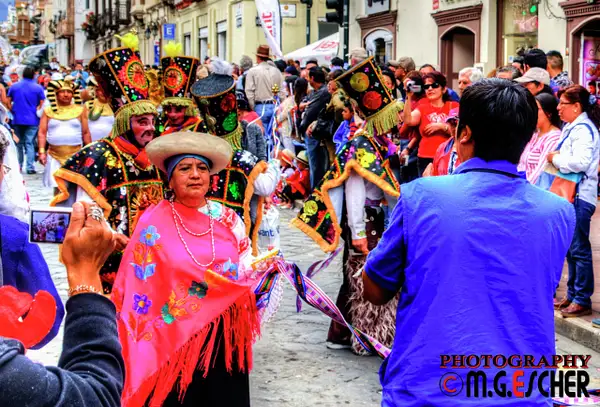 Xmas parade Cuenca Dec 2015 048 by MarcelEscher895