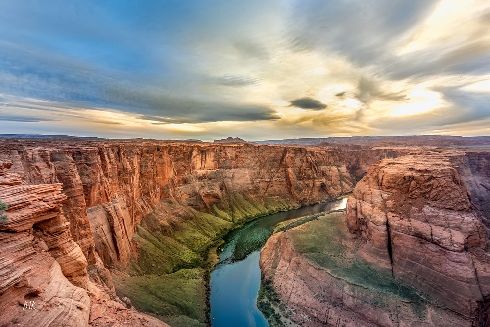 Stunning Sunset Over Horseshoe Bend in Arizona