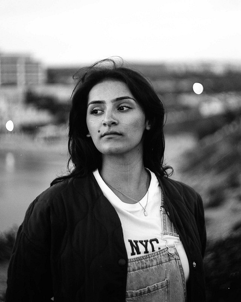 North Alabama Photograper - Renaissance Photo - Black and White woman portrait Malta - Home screen - Renaissance Photo