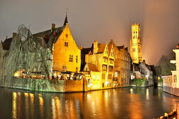 Bruges at Night by TaylorBlevins