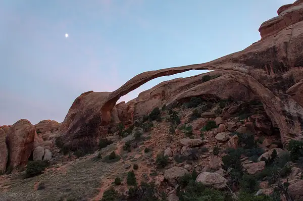 2015-09-21 077 Arches Day 1 med by Ken Everly