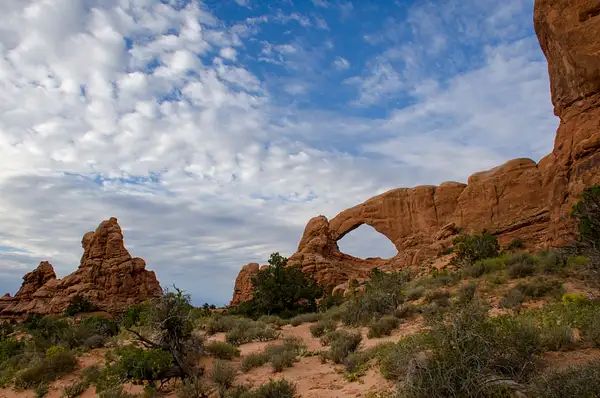 2015-09-22 039 Arches Day 2 med by Ken Everly