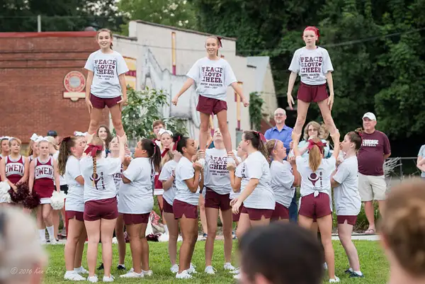 2016-08-17 090 Town Pep-Rally by Ken Everly
