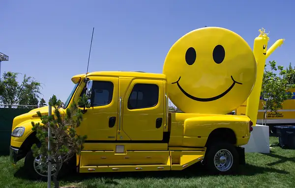 120610-3720SmileyFaceTruck by SpecialK