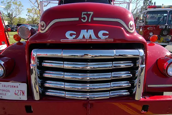 071202-2101GMC54FiretruckGrille by SpecialK