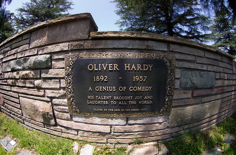 Hardy Oliver Wall