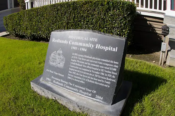 120303-5670HistoricHospitalSign by SpecialK