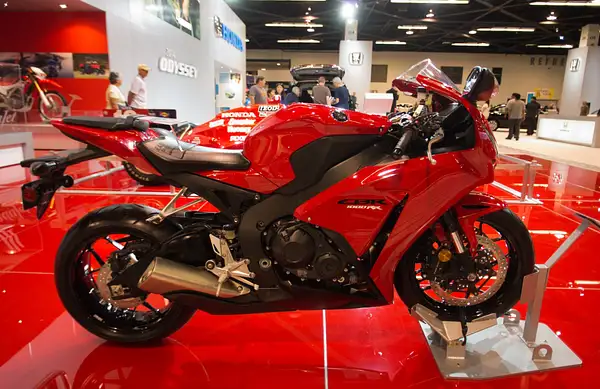 131004-0458HondaCBR1000RR by SpecialK