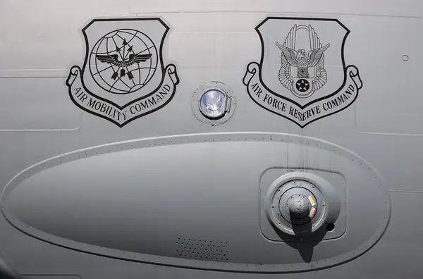 150502-6061C-17Insignia by SpecialK