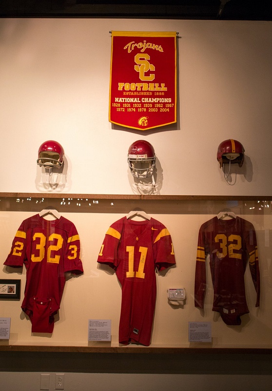 150712-3382USCUniforms