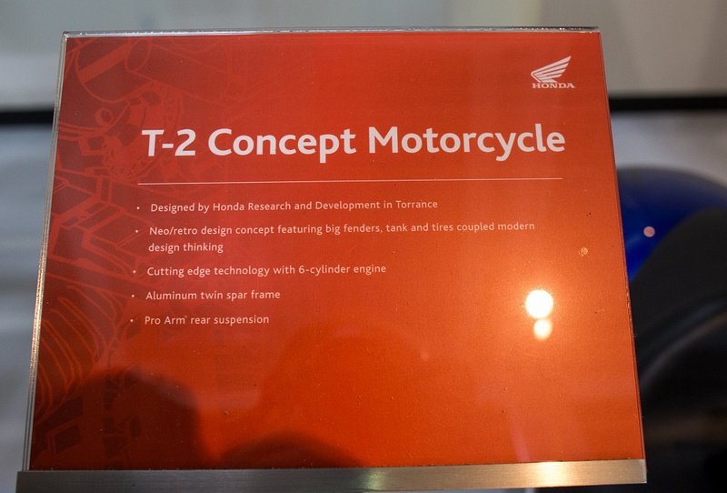 151124-8048T-2ConceptMotorcycleSign