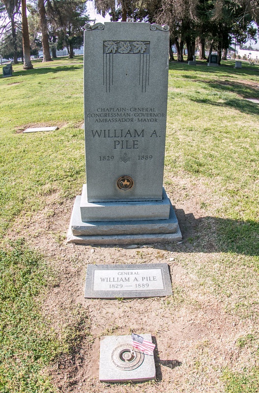 Pile William