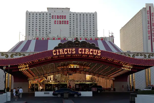 070604-7829CircusCircus by SpecialK