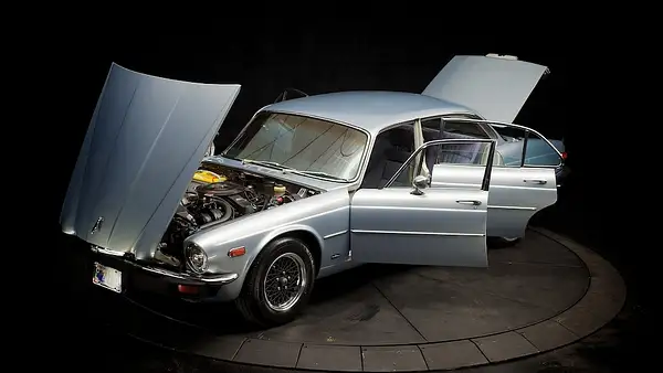 jaguar-chevy-v8-vintage-1976-portland-speedsports 5612...