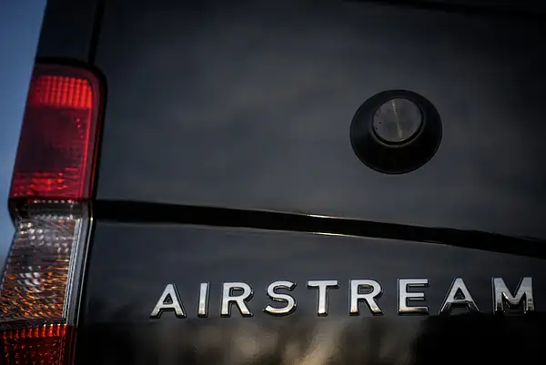 Airstream-Mercedes-Sprinter-Motorhome-Portland-Oregon-Spe...