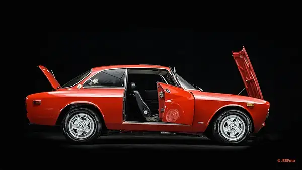 Alfa-GTV-1974-Portland-Oregon-Speed-Sports 20391 by...