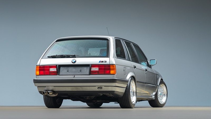 BaT BMW M3 Touring-24