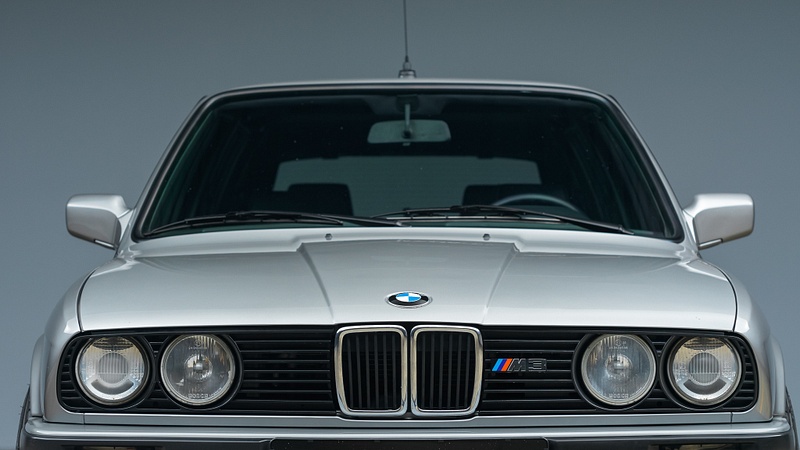 BaT BMW M3 Touring-38