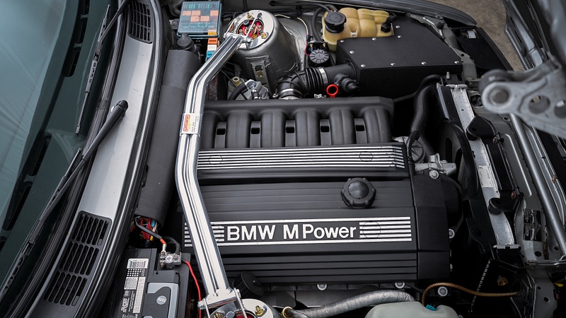 BaT BMW M3 Touring-108