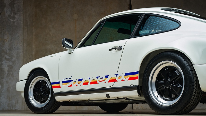 Web 7467 85 Porsche Carrera-89