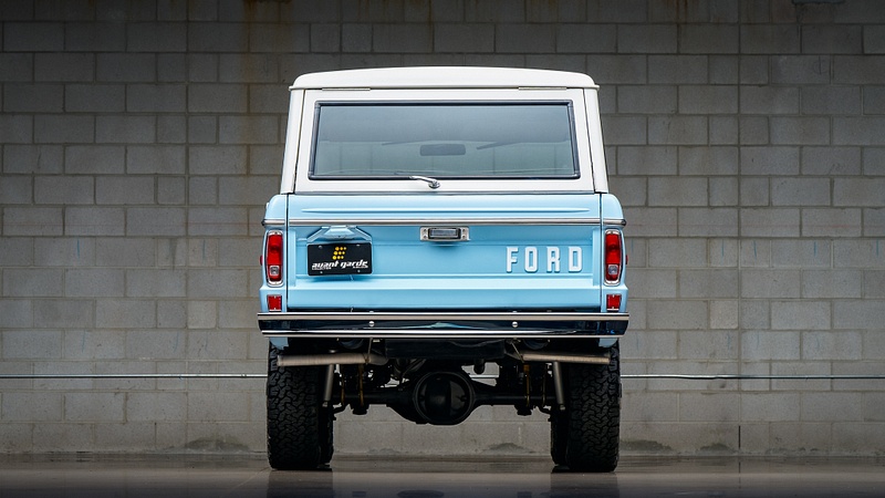 Web 50107 71 Ford Bronco-11