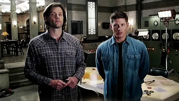 J2ThePledge2Caps_23 by Val S.