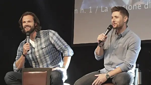JibCon2016J2SatVideo01_063 by Val S.
