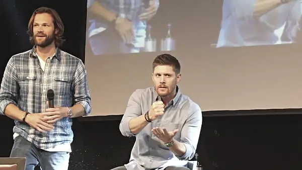 JibCon2016J2SatVideo01_420 by Val S.