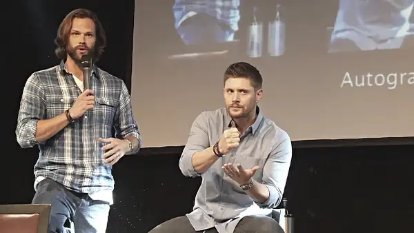 JibCon2016J2SatVideo01_423 by Val S.