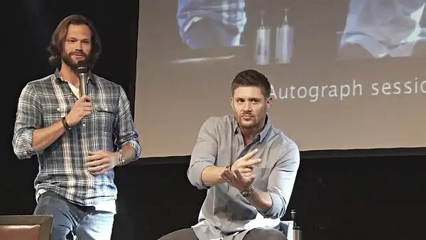 JibCon2016J2SatVideo01_425 by Val S.