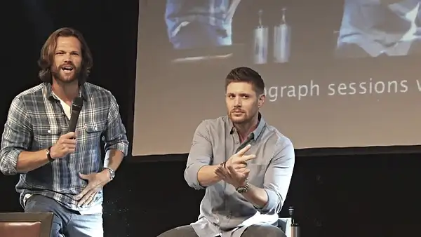 JibCon2016J2SatVideo01_427 by Val S.