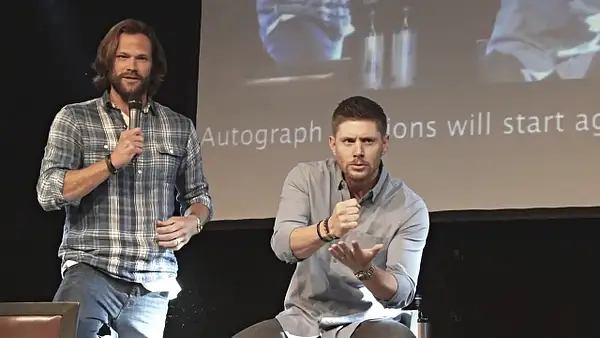 JibCon2016J2SatVideo01_433 by Val S.