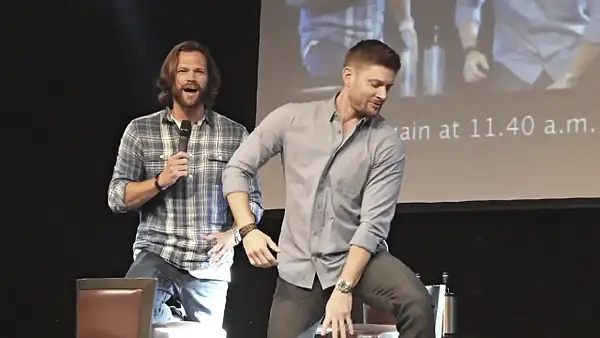 JibCon2016J2SatVideo01_444 by Val S.