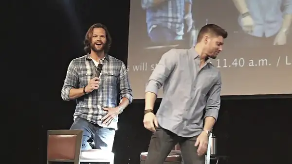 JibCon2016J2SatVideo01_445 by Val S.