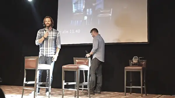 JibCon2016J2SatVideo01_471 by Val S.