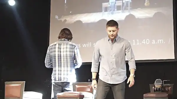 JibCon2016J2SatVideo01_478 by Val S.