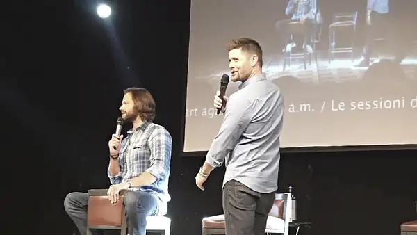 JibCon2016J2SatVideo01_483 by Val S.
