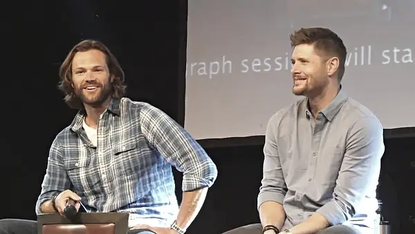 JibCon2016J2SatVideo01_496 by Val S.