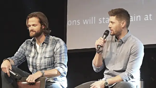 JibCon2016J2SatVideo01_518 by Val S.