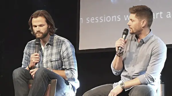 JibCon2016J2SatVideo01_555 by Val S.