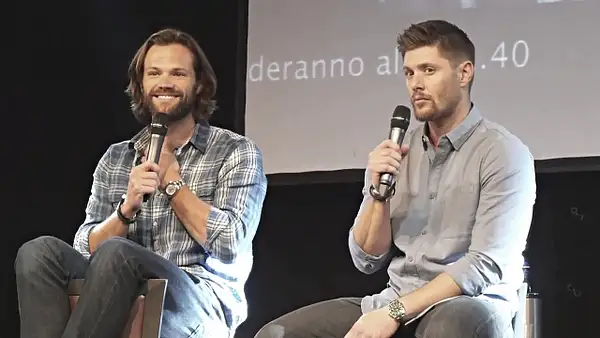 JibCon2016J2SatVideo01_562 by Val S.