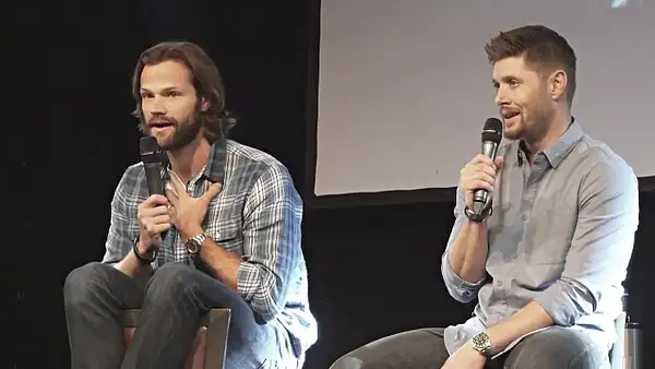 JibCon2016J2SatVideo01_567 by Val S.