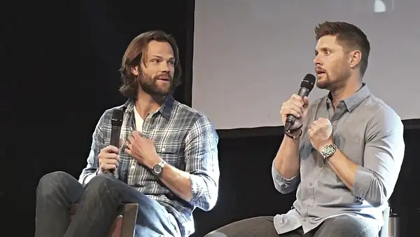 JibCon2016J2SatVideo01_570 by Val S.